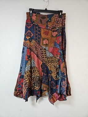 The Pyramid Collection Patchwork Geometric Maxi Skirt in Blue & Red Size Small